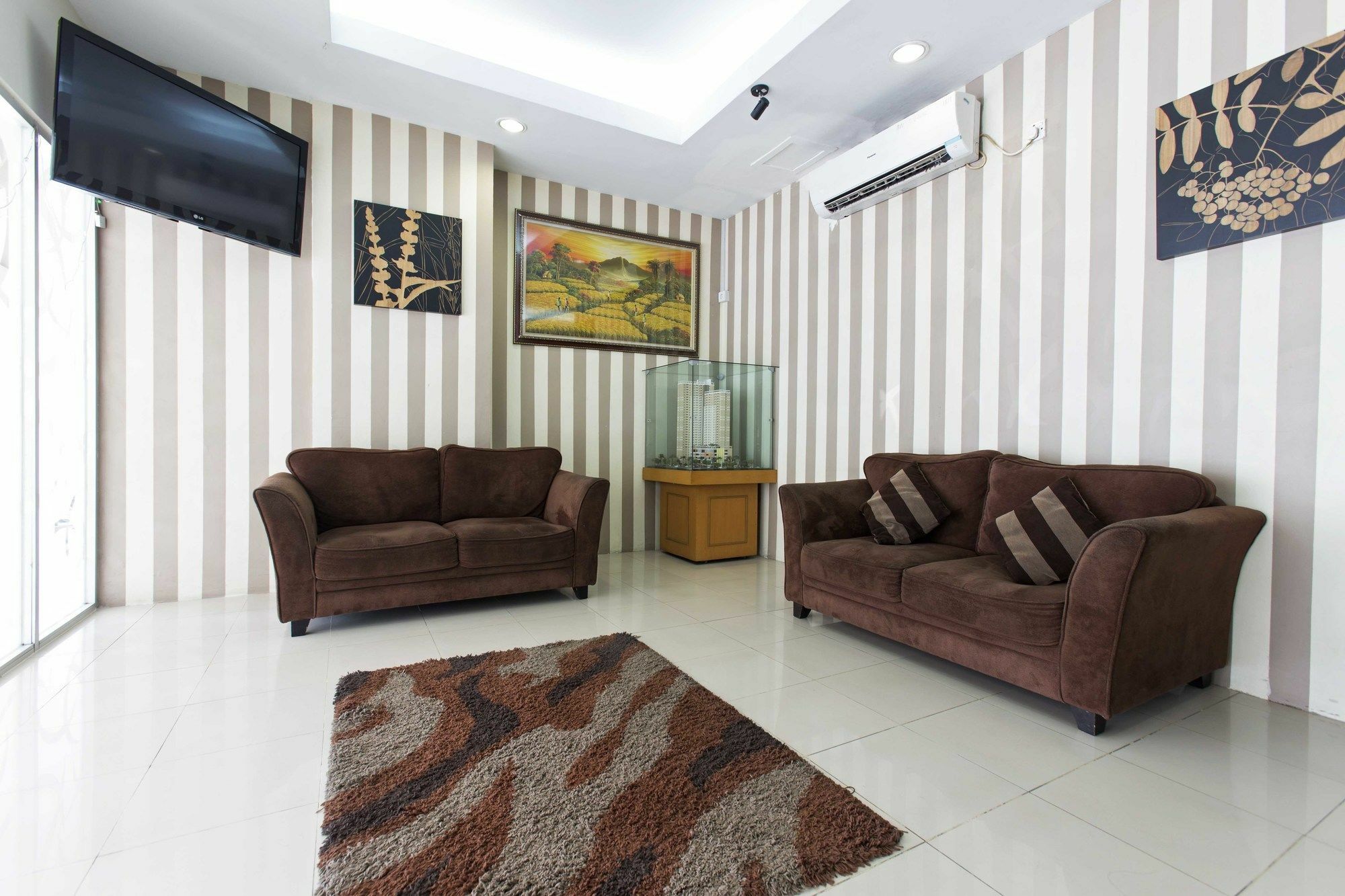 Reddoorz @ Pegangsaan Kelapa Gading 3