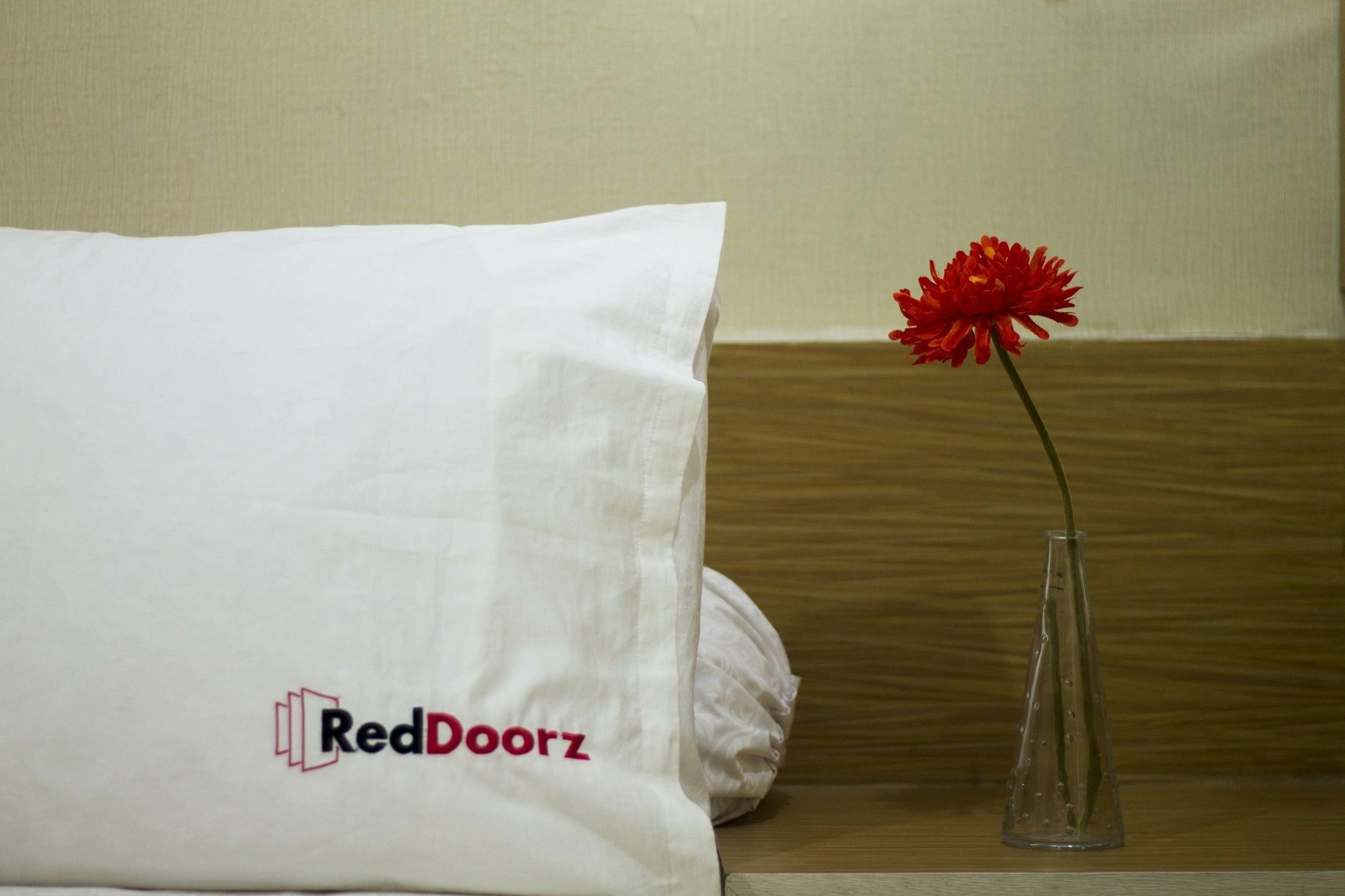 Apartemen Reddoorz @ Pegangsaan Kelapa Gading 3